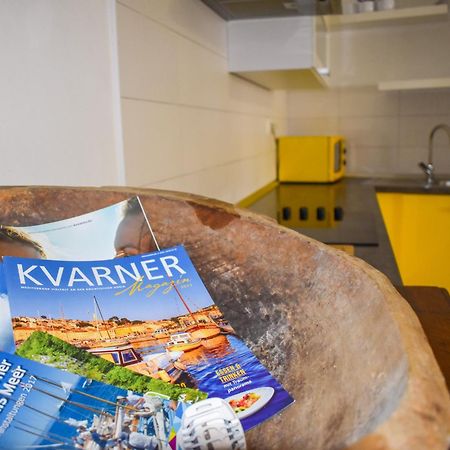 Apartmani Amra Novi Vinodolski Exteriér fotografie