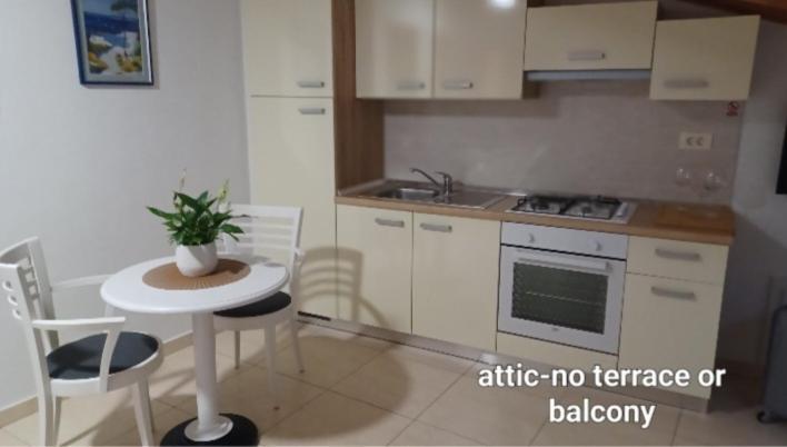 Apartmani Amra Novi Vinodolski Exteriér fotografie
