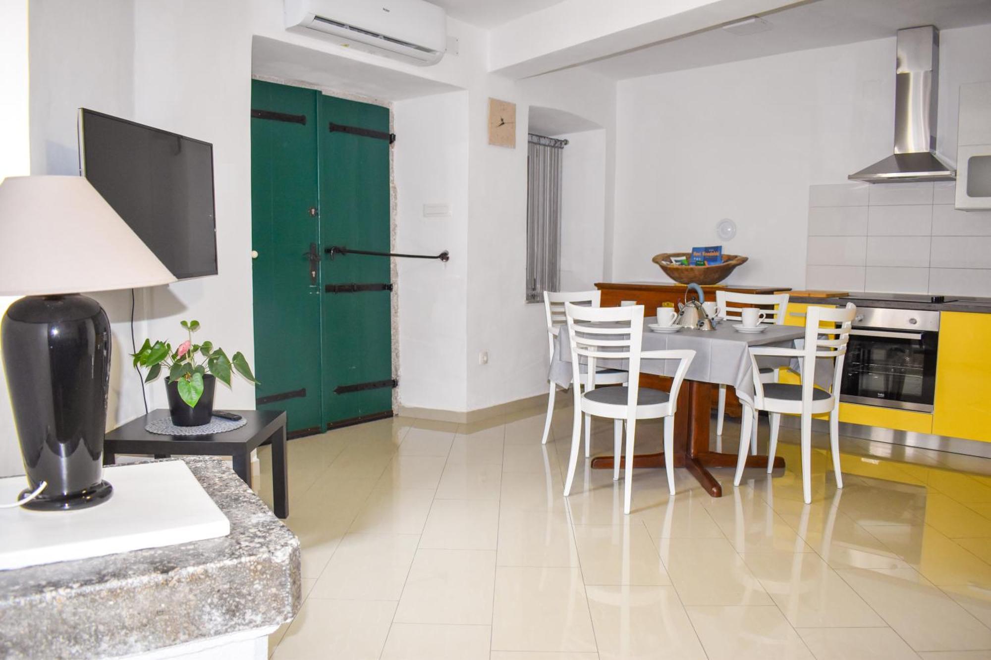 Apartmani Amra Novi Vinodolski Exteriér fotografie